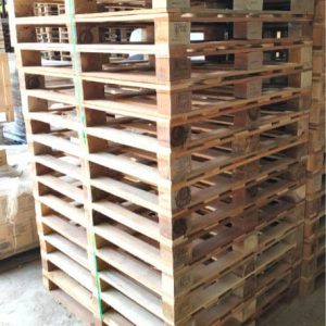 MIXED WOOD BLOCK TYPE PALLET