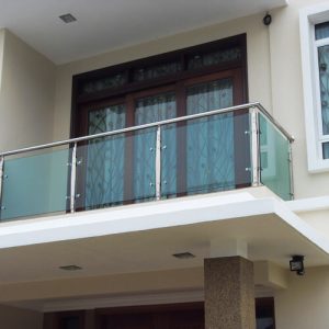 Stainless Steel Handrail With Glass